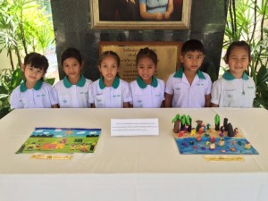 1. winners and their proud art pieces (ผลงาน + ผู้เข้าประกวด)